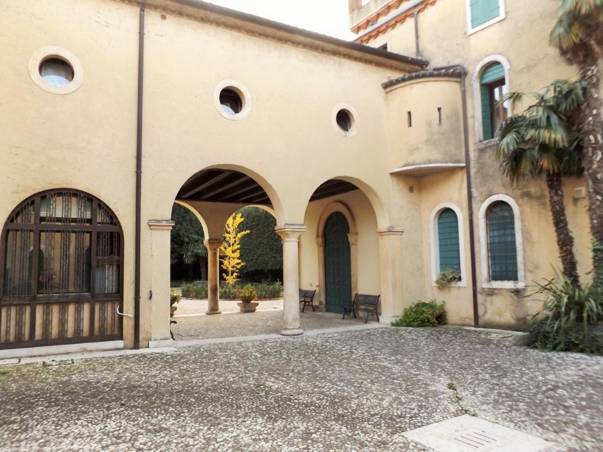 Il Piccolo Apartment *